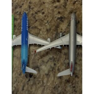 Herpa Wings 1/500  Air Tahiti Nui  Airbus A340-200  w/Reg F-OITN  No.507332